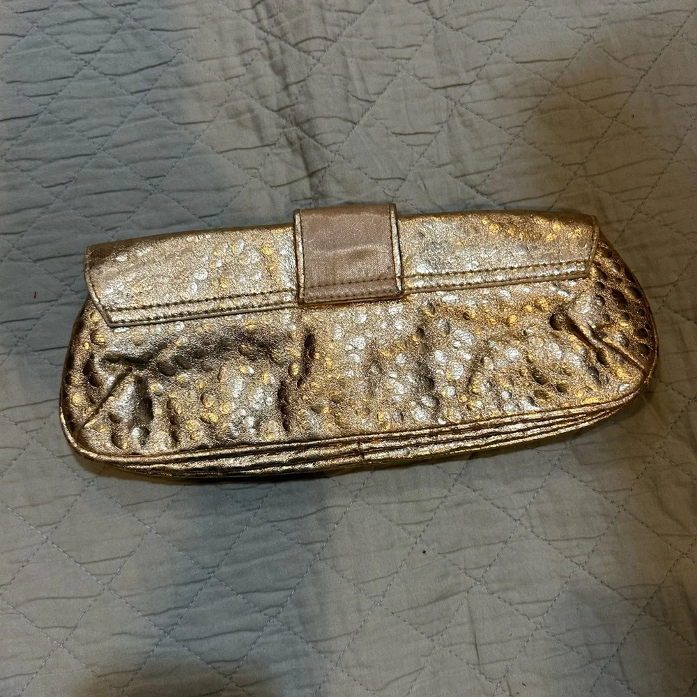 Lulu: Gold Metallic Clutch with Crystal Embellishment - Picture 2 of 4